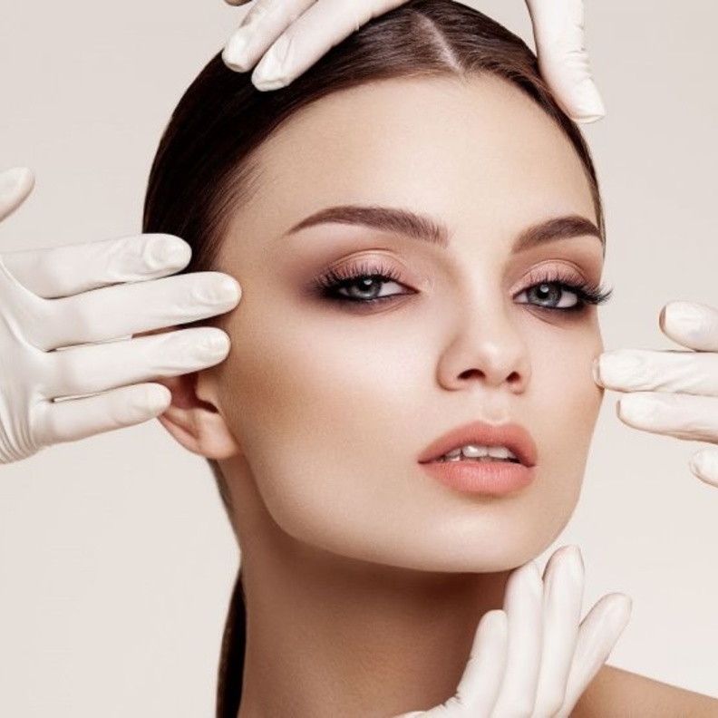  أفضل العمليات التجميلية المناسبة للمراهقات وأهم أضرارها