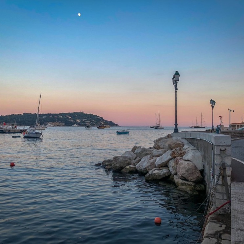  فيل فرانش سور مير Villefranche-sur-mer.. أفضل وجهات الريفييرا الفرنسية - Leighton Smith