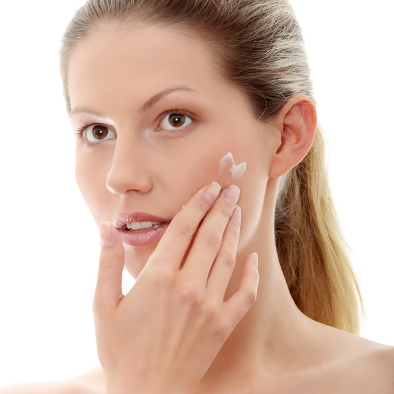 ترطيب البشرة بعد استخدام الكمامة