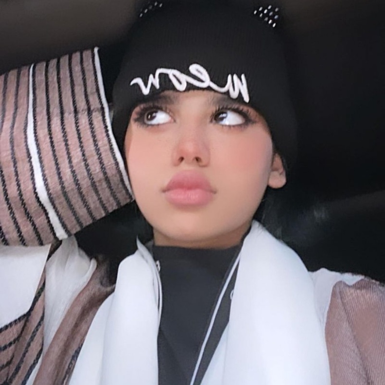 الطفلة لجين حسن