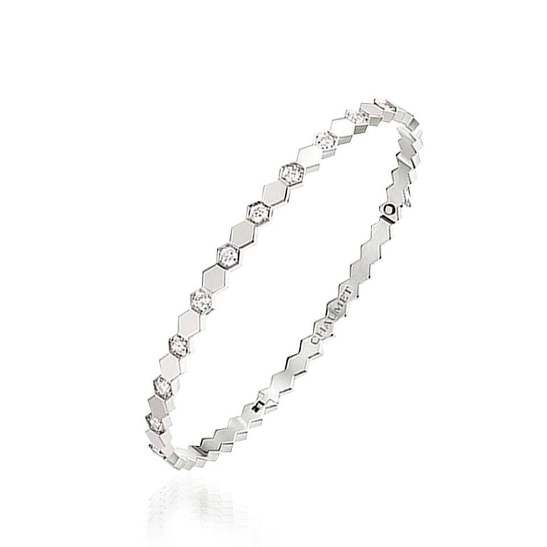  ‎احدث موديلات اساور ذهب ناعمة مثالية لـ موضة التكديس من Chaumet