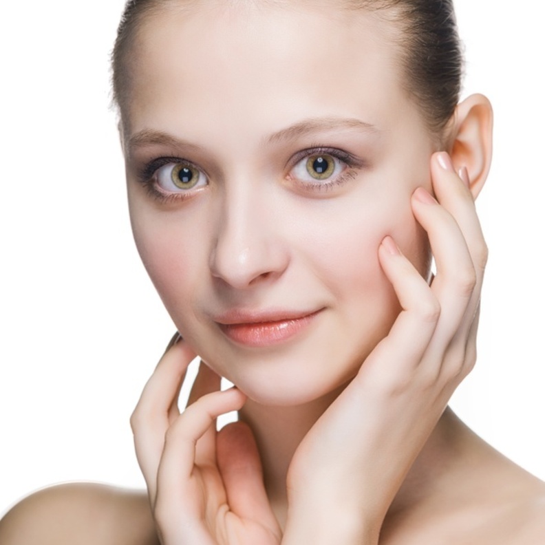 روتين العناية بالبشرة قبل النوم