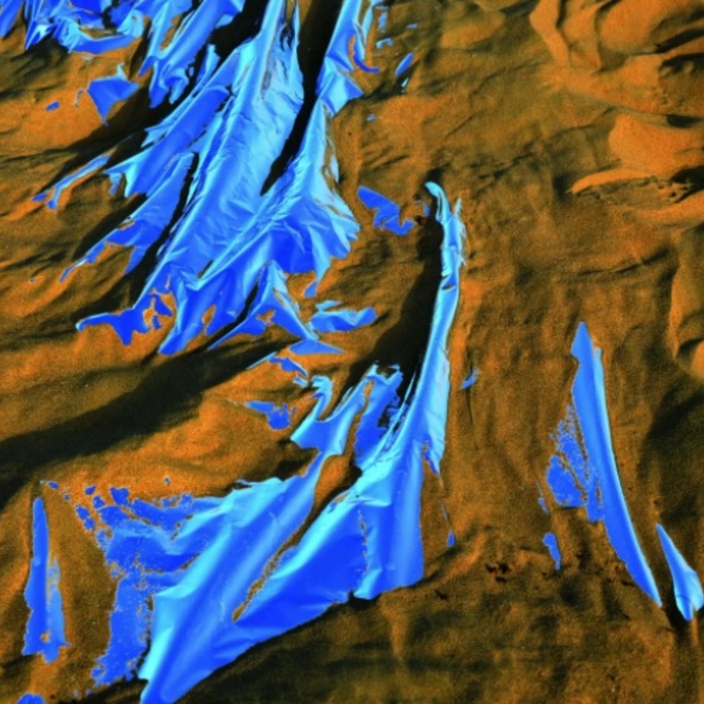 إحدى اللوحات البديعة للفنانة الإماراتية هدية بدري