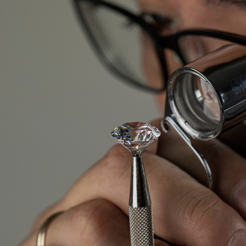 تاريخ حجر الألماس العريق