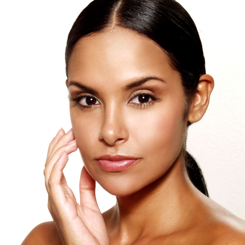 ماسكات طبيعية لنضارة بشرة المراة الاماراتية على الدوام