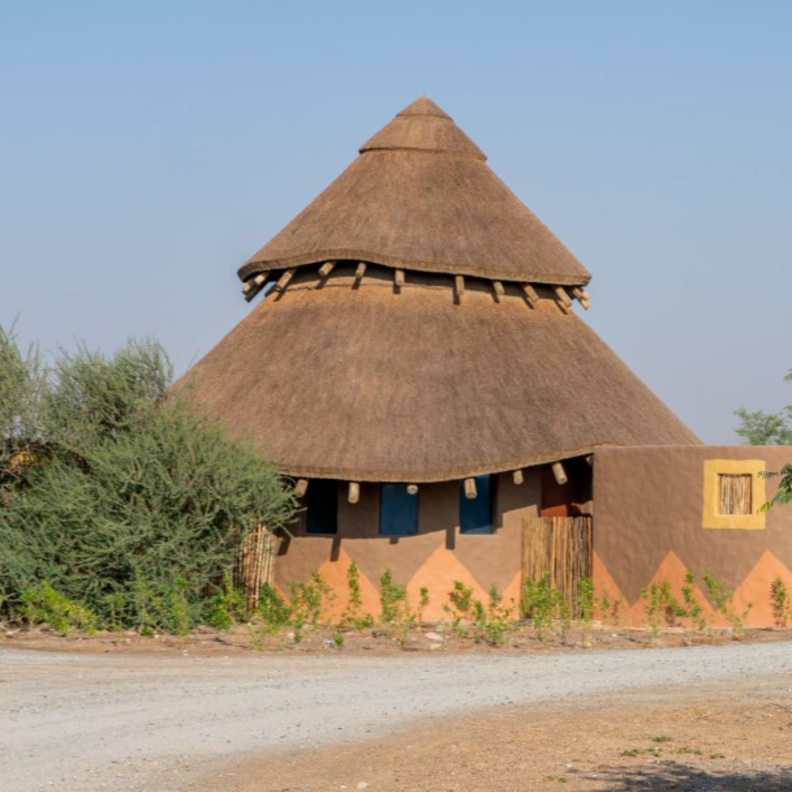 سفاري الشارقة الأكبر خارج القارة الأفريقية