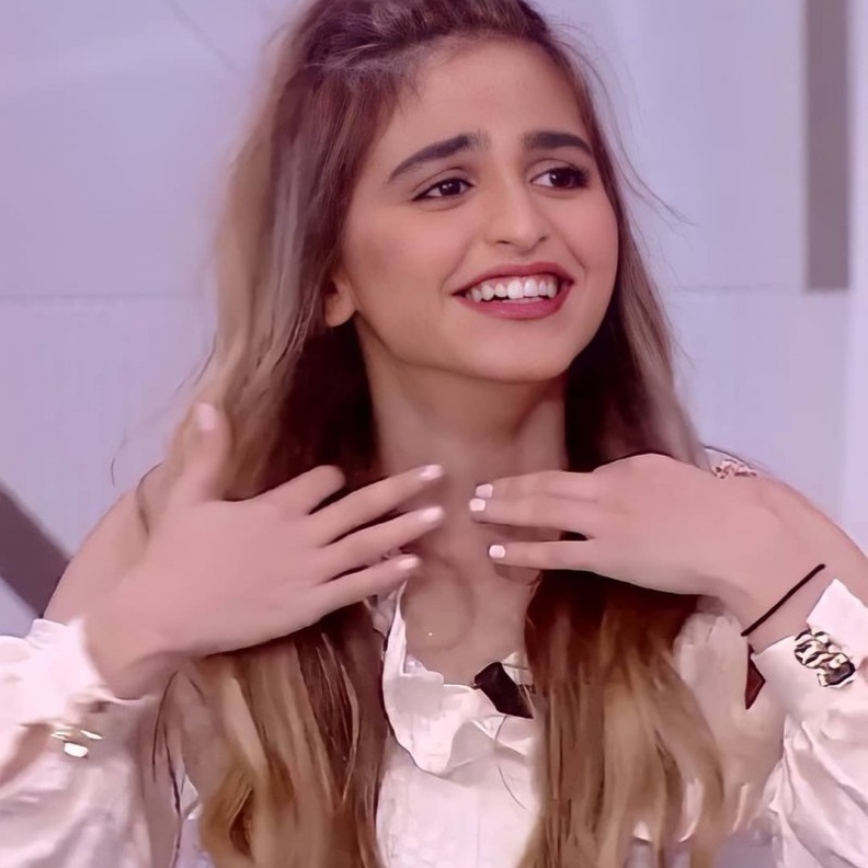 حلا الترك وحلمها بدخول هوليوود