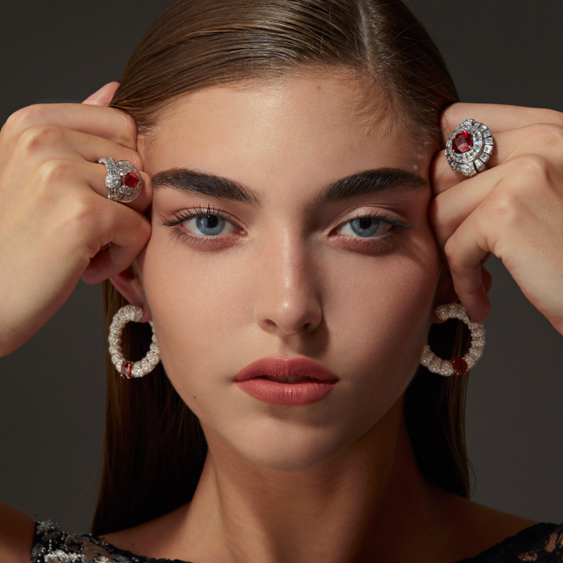 جلسة تصويرية خاصة بـ"هي".. STAR LIGHTS