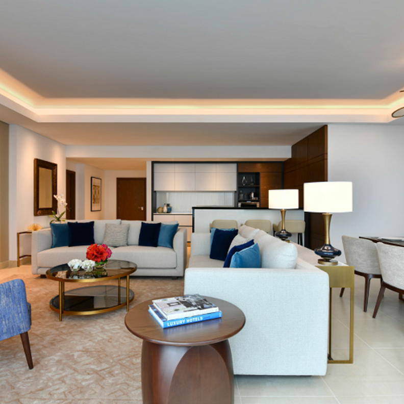 اختبر التجربة الفرنسية مع فندق سوفيتل دبي ذا أوبيليسك