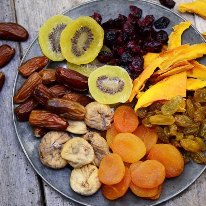 تأثير الفواكه المجففة على الصحة
