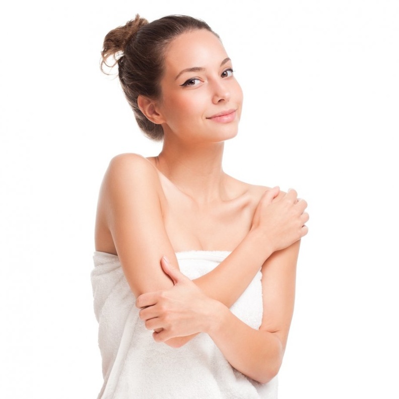  خلطة زيت جوز الهند والليمون تساعد على تبييض الركب والأكواع