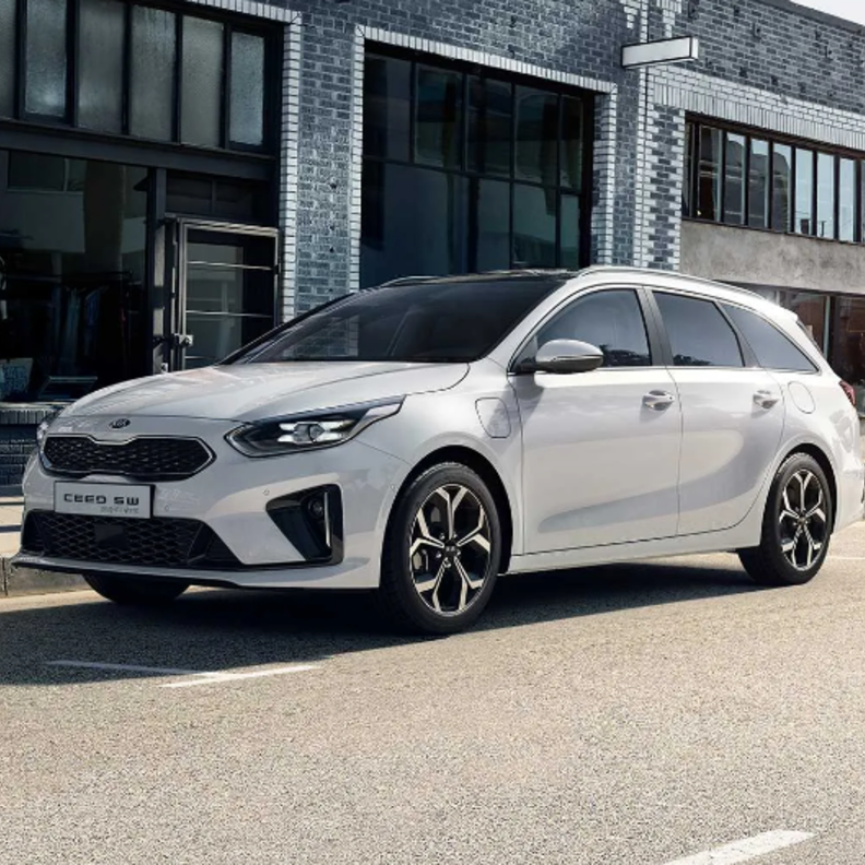 كيا تستهدف الشباب في سيارات Ceed