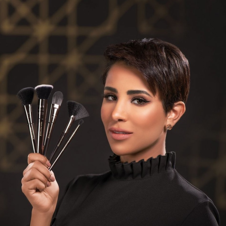  خبيرة التجميل مشاعل عجيل