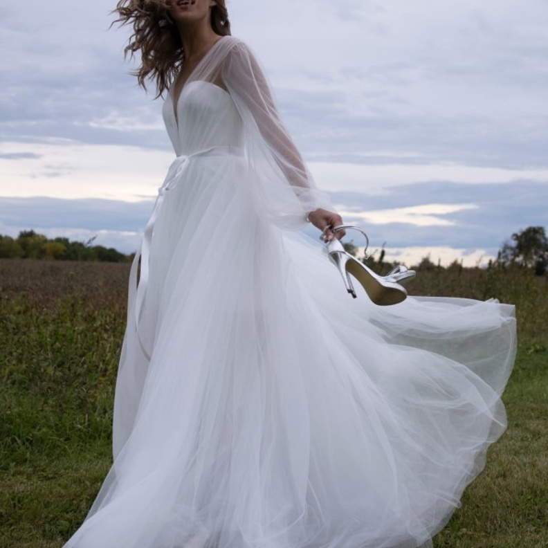  اختيار فستان الزفاف للجسم التفاحة من romona