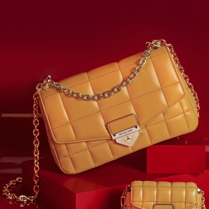 مايكل كورس يطلق كبسولة خاصة بالشرق الأوسط لخريف وشتاء 2020