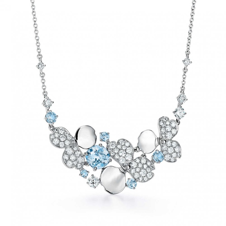  القلادة الزهرية المرصعة بأحجار الأكوامارين من ماركة تيفاني آند كو Tiffany & Co