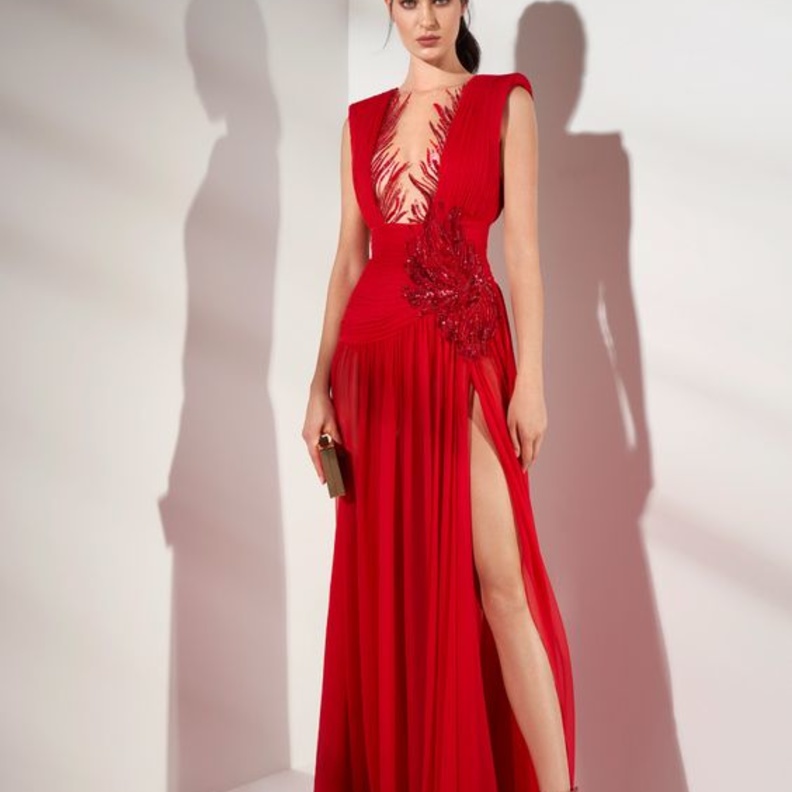 فساتين خطوبة ناعمة من زهير مراد