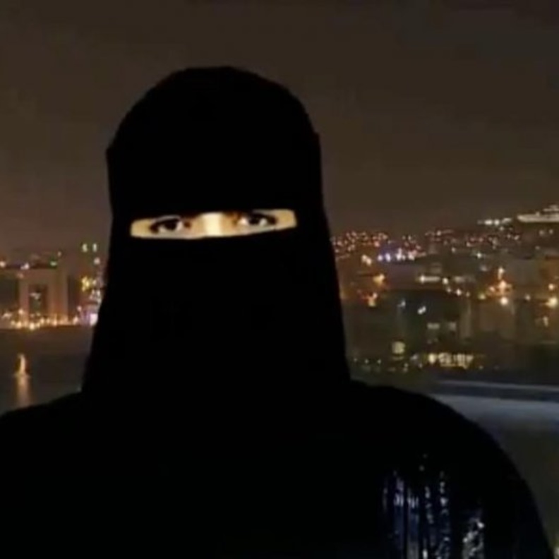  نهال الهلال أول سعودية تحلق على المرتفعات بالطيران الشراعي