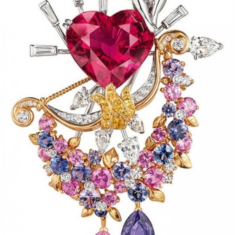  مجوهرات فان كليف أند أربلز