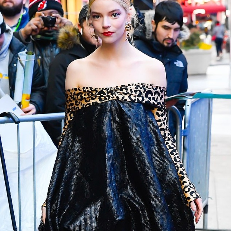 أنيا تايلور