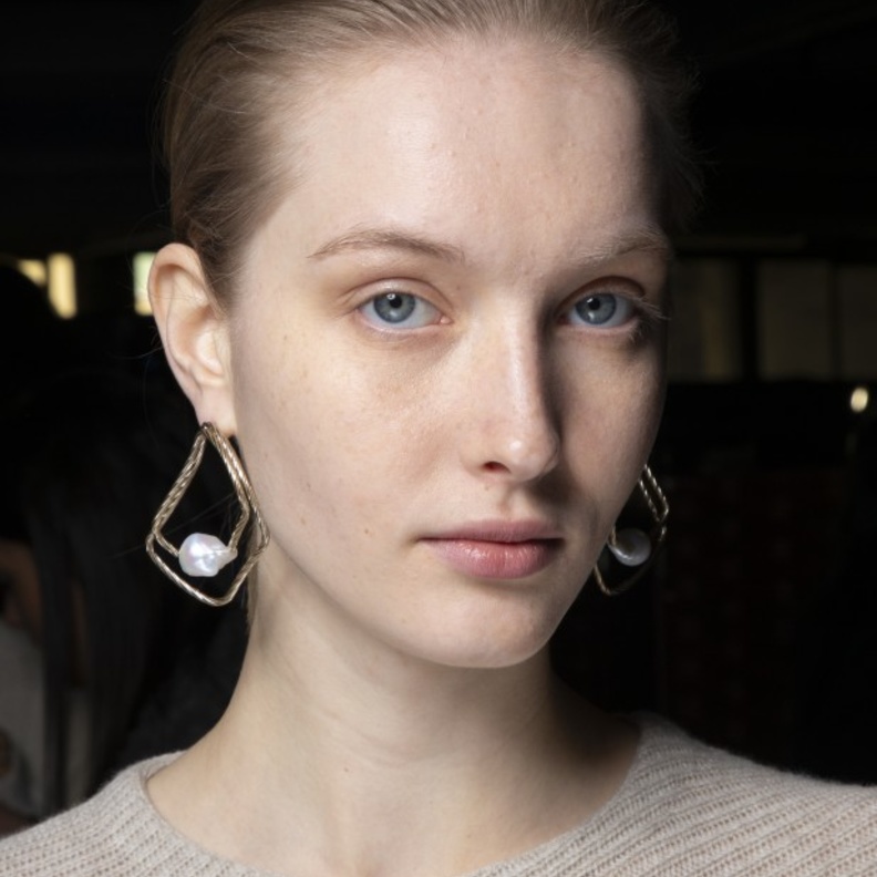 أفضل أنواع الفاونديشن المات لإطلالات شتاء 2020