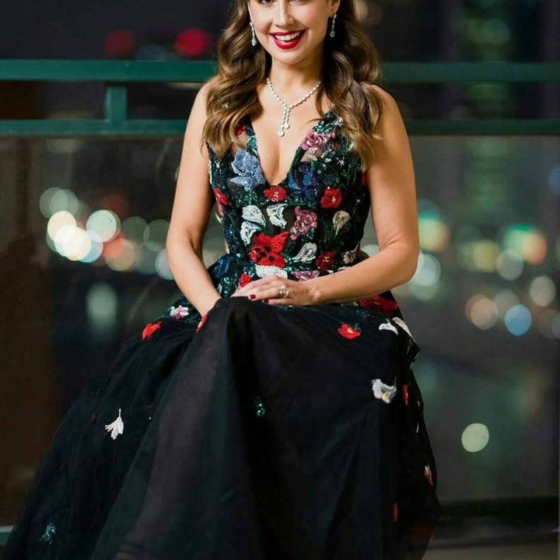 أجمل مجوهرات النجمات على السجادة الحمراء في مهرجان القاهرة السينمائي