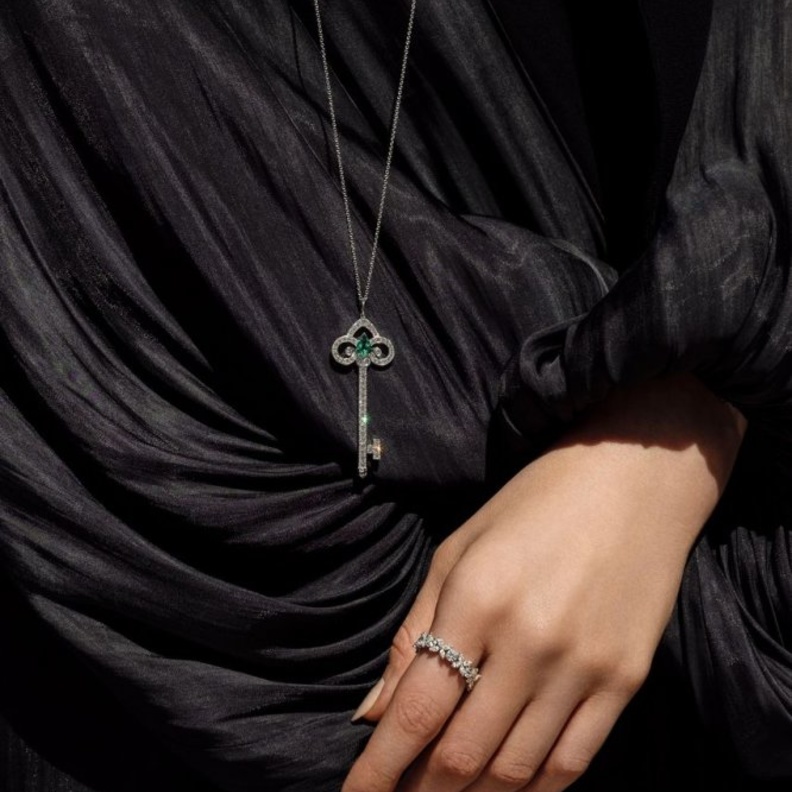 تيفاني أند كو تطلق إصداراً حصرياً بمناسبة اليوم الوطني الإماراتي