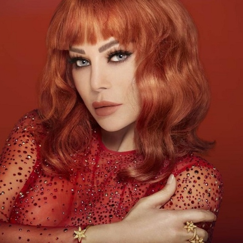 هيفاء وهبي بـ نيو لوك الشعر النحاسي