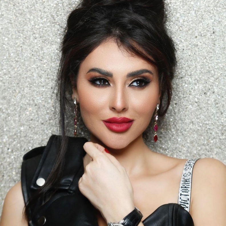 ابرز تسريحات شعر ومكياج النجمات هذا الاسبوع من الاجمل