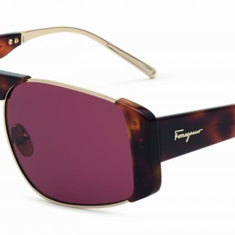 SALVATORE FERRAGAMO تقدم تصميمين جديدين للنظارات الشمسية