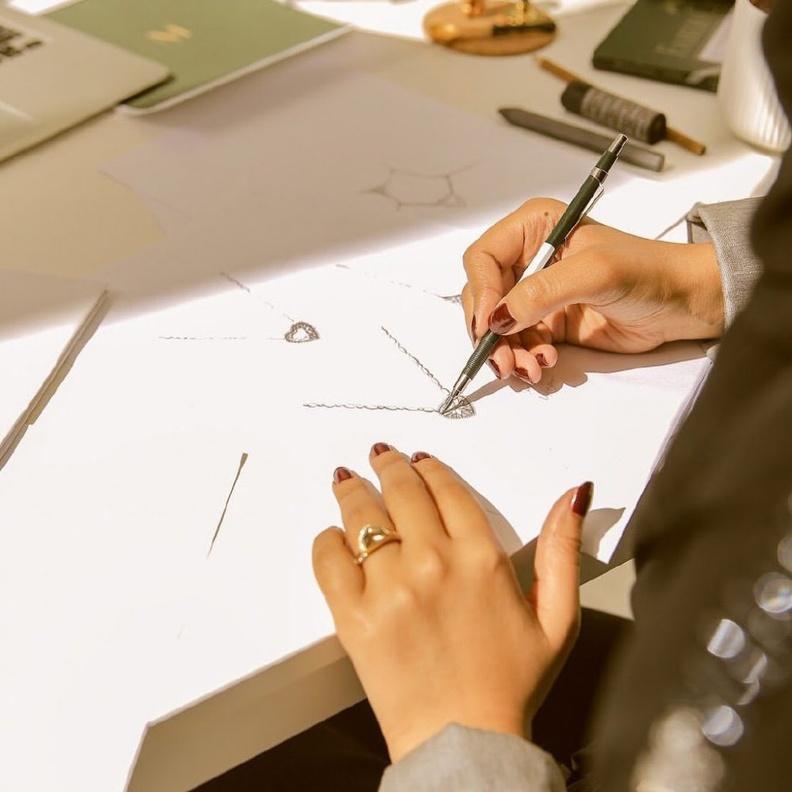 المصممة ياسمين مرزوق