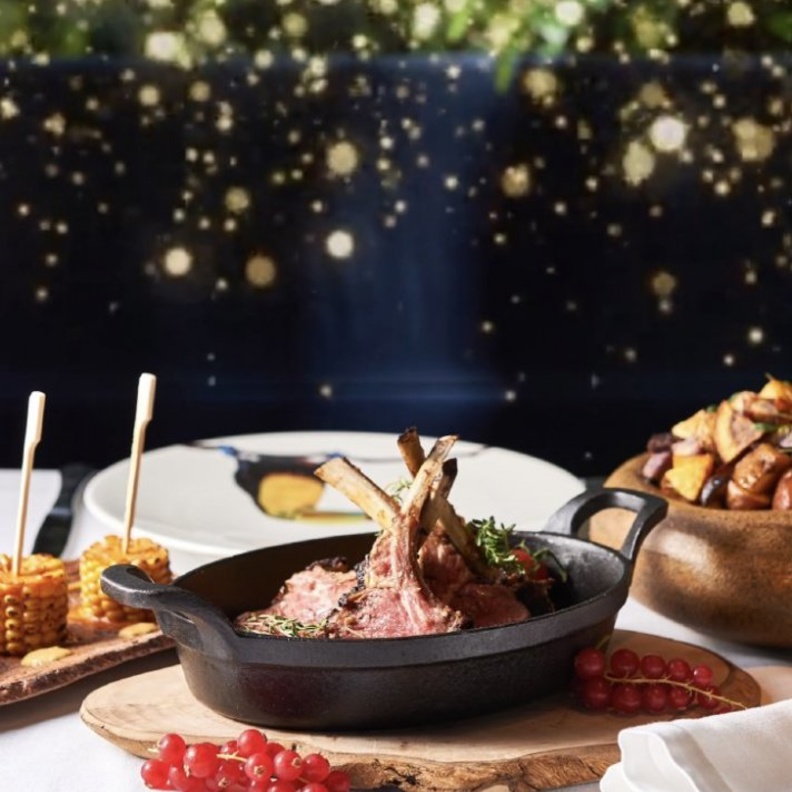 استمتع بأروع التجارب خلال موسم الأعياد في مطعم أمازونيكو