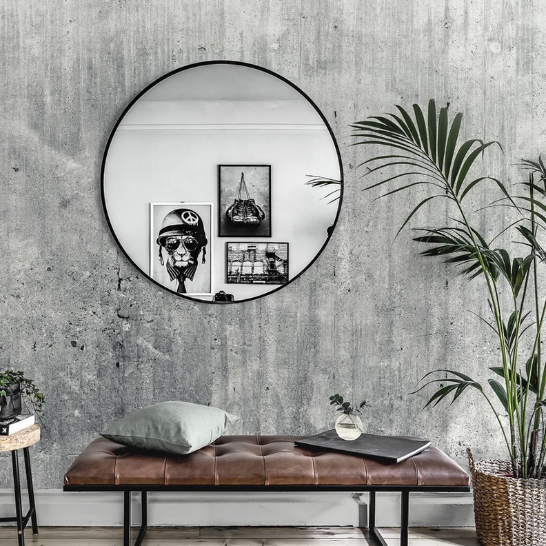 الجدار من الخرسانة الصرفة لديكور مدخل المنزل