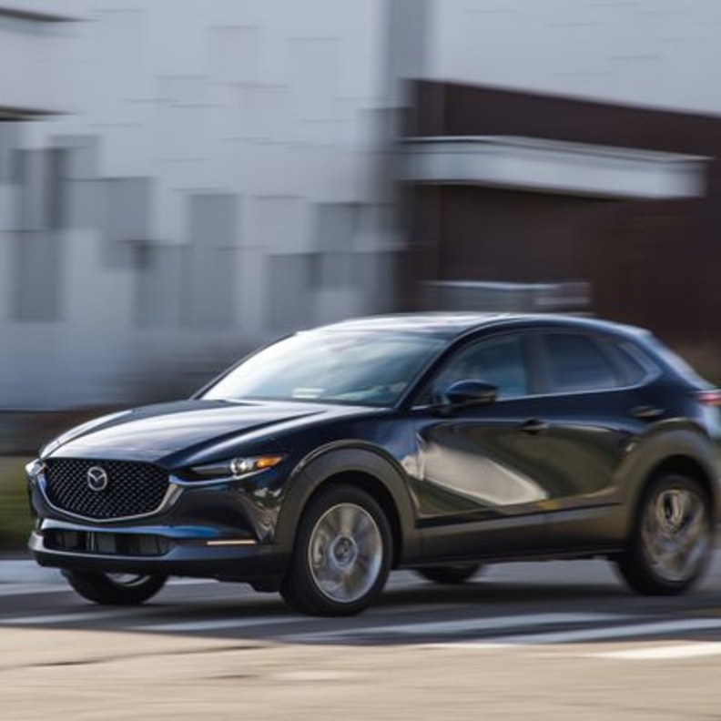مواصفات السيارة مازدا 2020 الجديدة CX-30 المميزات والعيوب