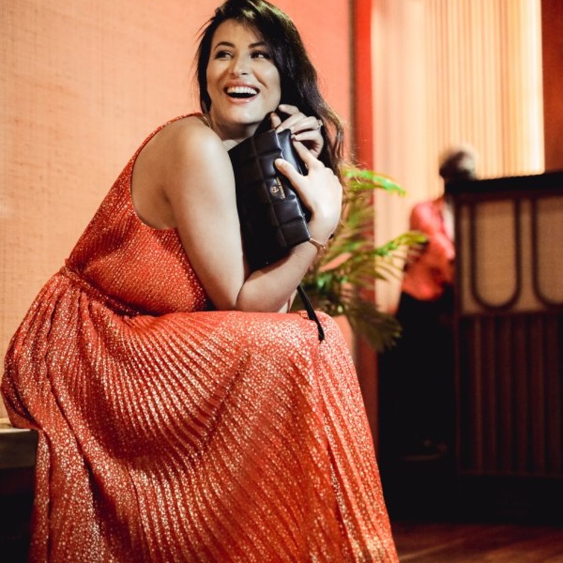 مايكل كورس تحتفل بإطلاق كبسولة الشرق الأوسط الحصرية لعطلات 2020