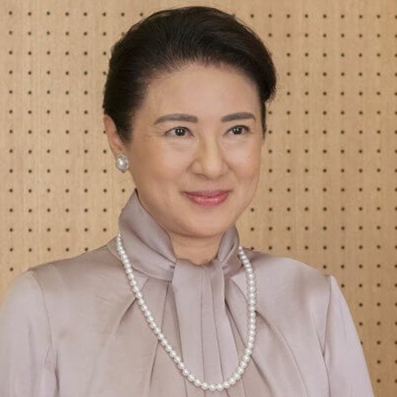 احتفلت الإمبراطورة ماساكو Empress Masako، إمبراطورة اليابان، بعيد ميلادها السابع والخمسين