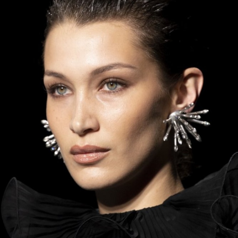  طريقة عمل مكياج نهاري لحمي من Alberta Ferretti