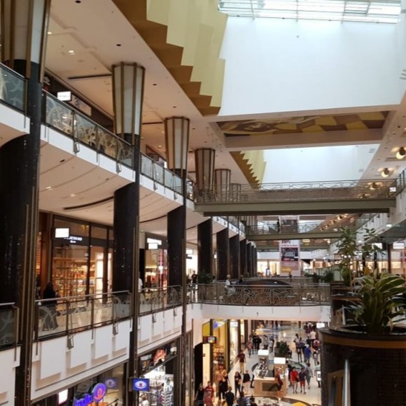  مركز تسوق اليكسا ALEXA Shopping Centre