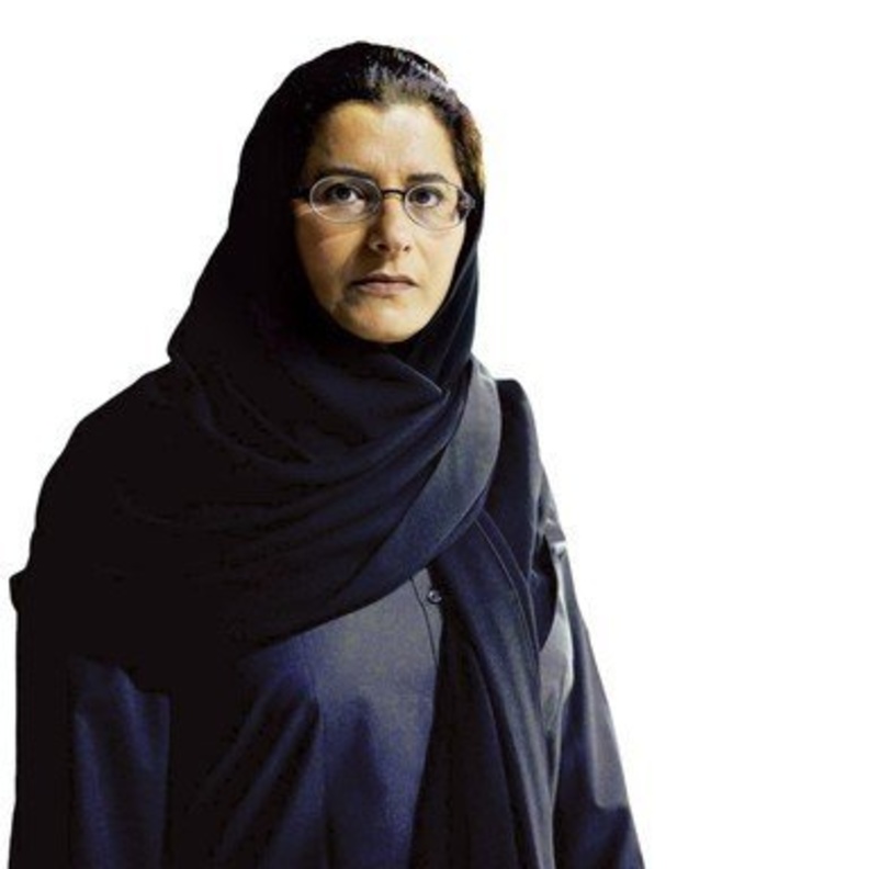 الفنانة التشكيلية السعودية مها الملوح صاحبة أسلوب فني مميز