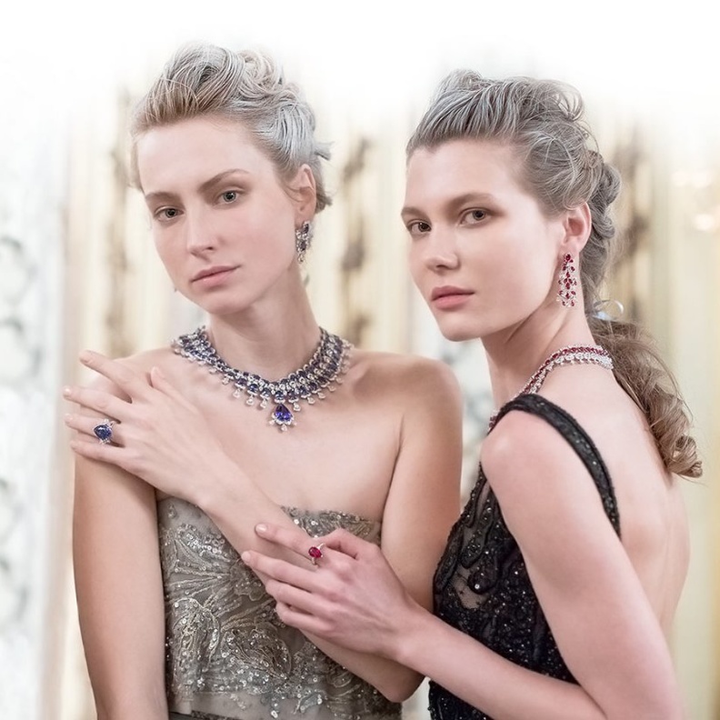 مجوهرات للعروس من الاحجار الكريمة من دار Chopard