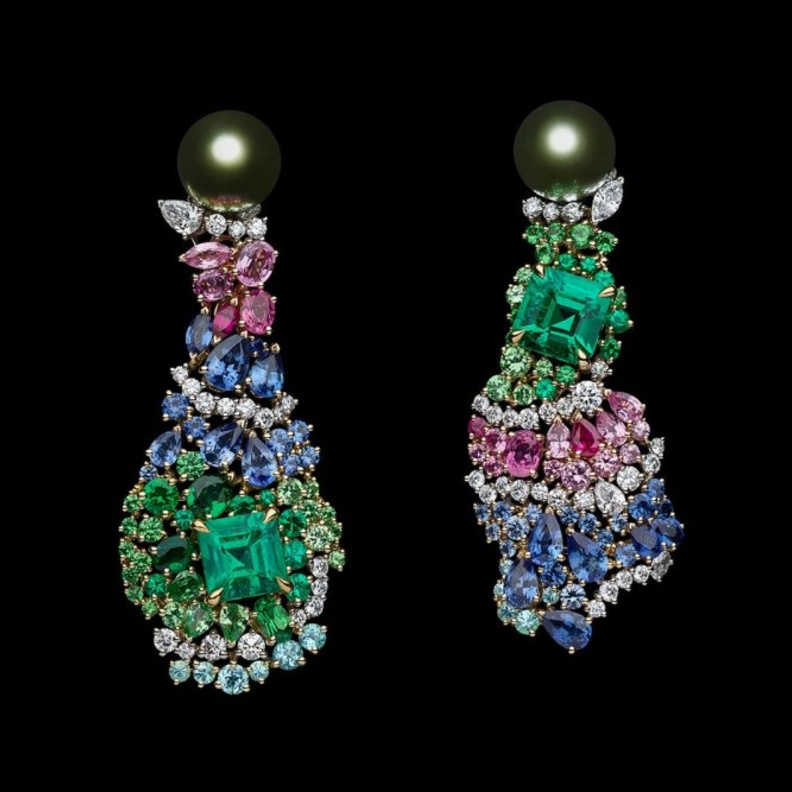 أقراط من ديور Dior