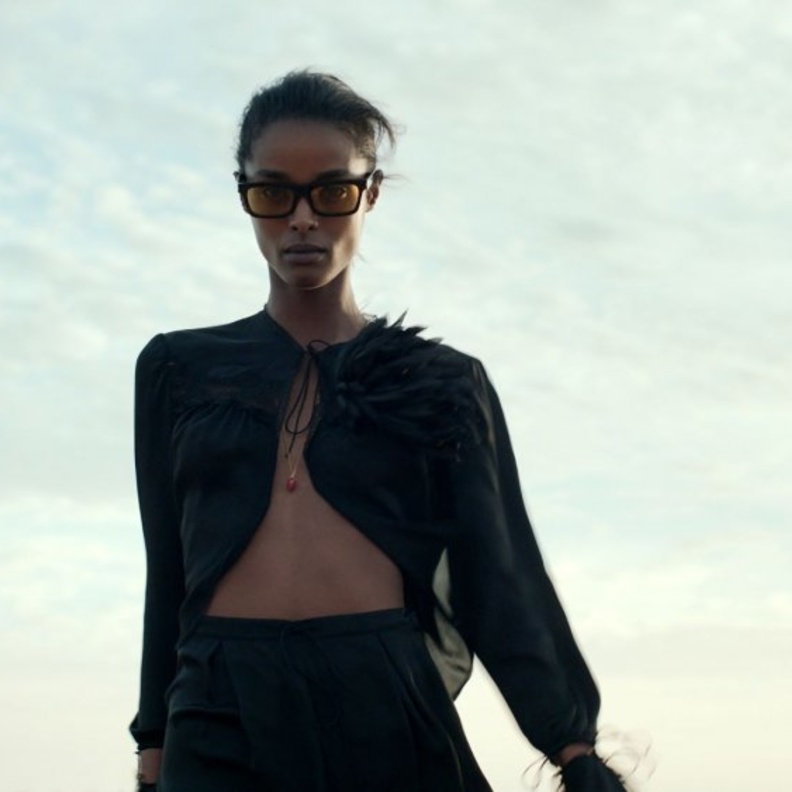 SAINT LAURENT SUMMER 21.. حريّة الحركة 