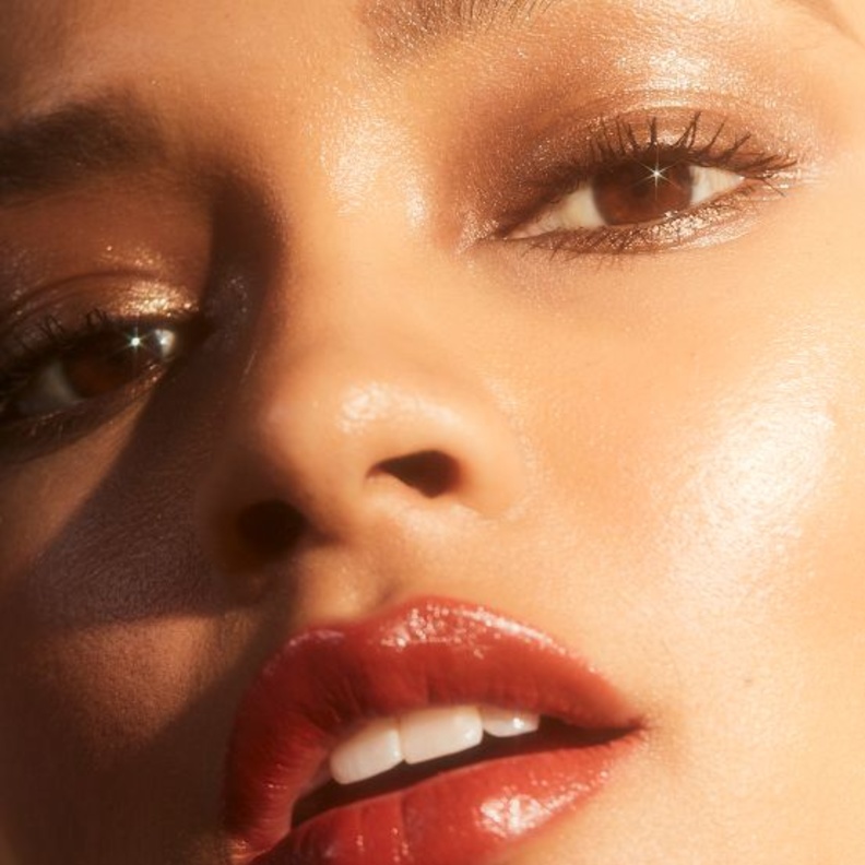 منتجات RÓEN Beauty تصل إلى أسواق الشرق الأوسط عبر شراكة حصرية مع موقع Powder