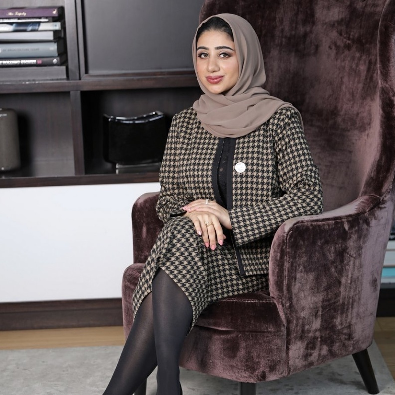 طالبة الدكتوراه في  الهندسة البيوكميائية فاطمة الملا لـ"هي": اكتشفت لقاح بلازميد الحمض الوراثي بنسبه نقاوة 98%