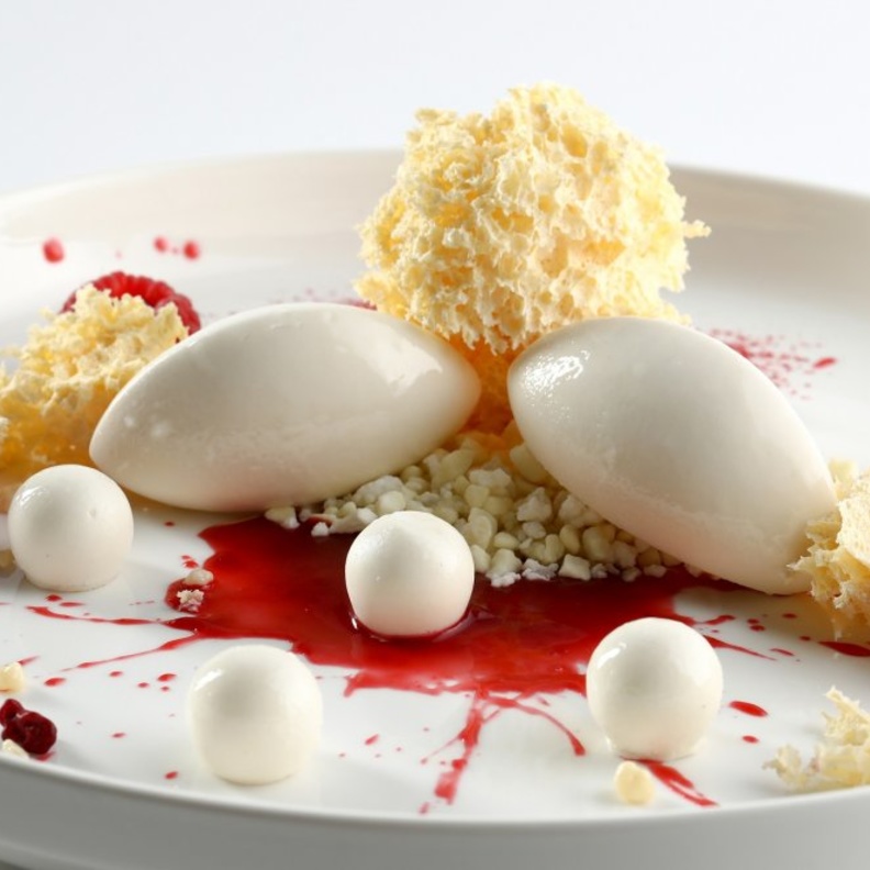 جانب من أطباق مطعم تيمو الإيطالي