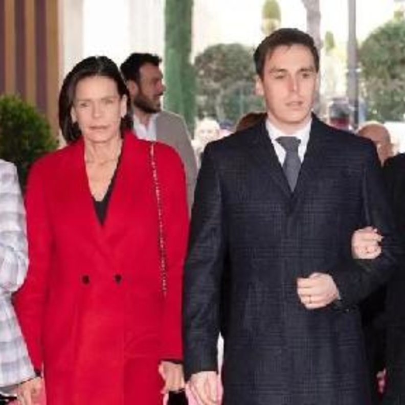 تقليد الأميرة ستيفاني وأبنائها