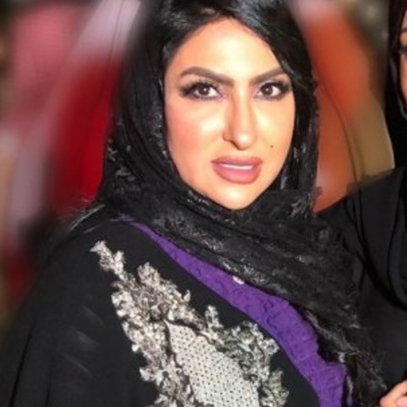 زينب العسكري