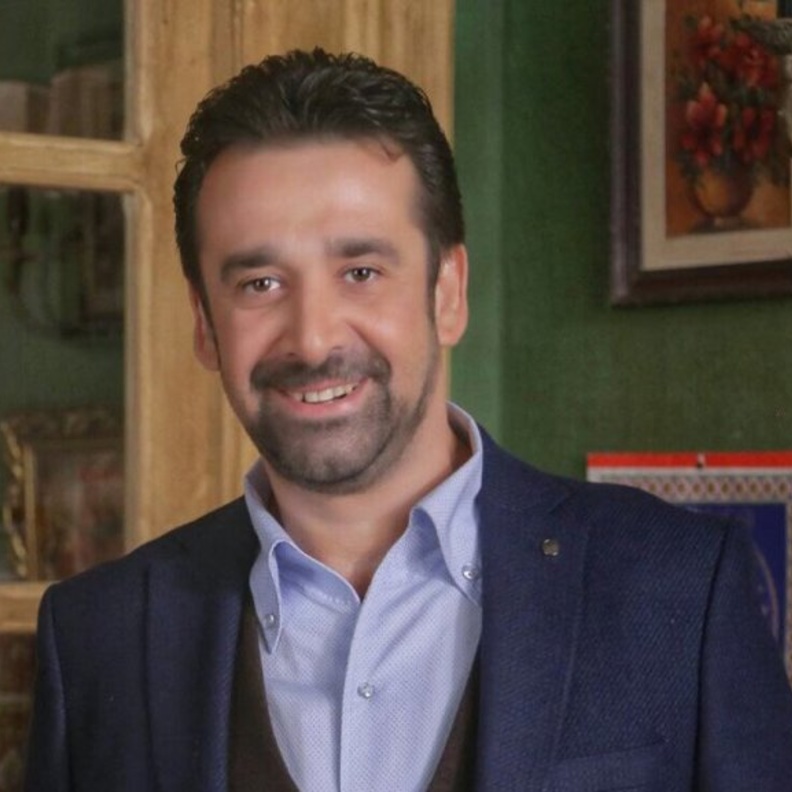 كريم عبدالعزيز