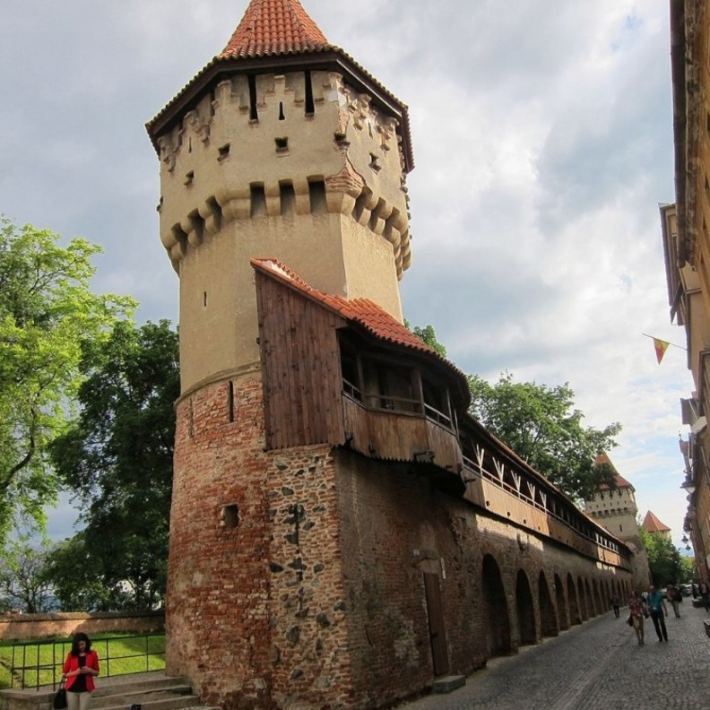  أجواء العصور الوسطى في سييو بواسطة Alex Chitu