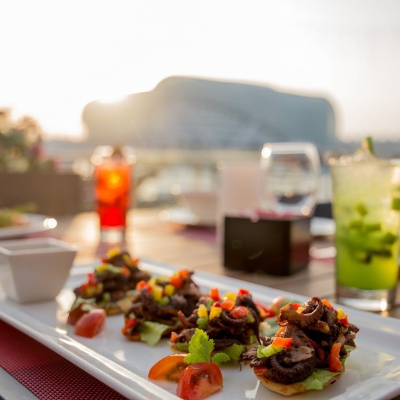 مطعم أكواريوم